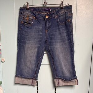 Vigoss Women's Blue Cropped Jeans